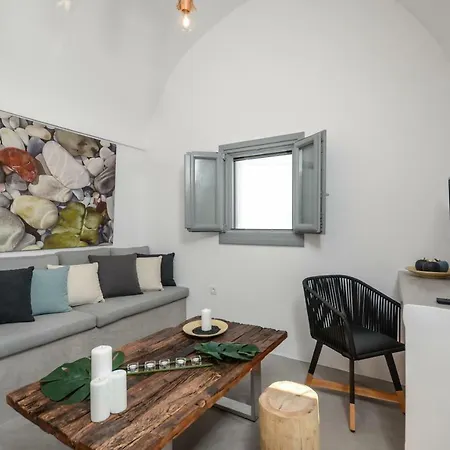 Holiday home Nissos House Santorini *